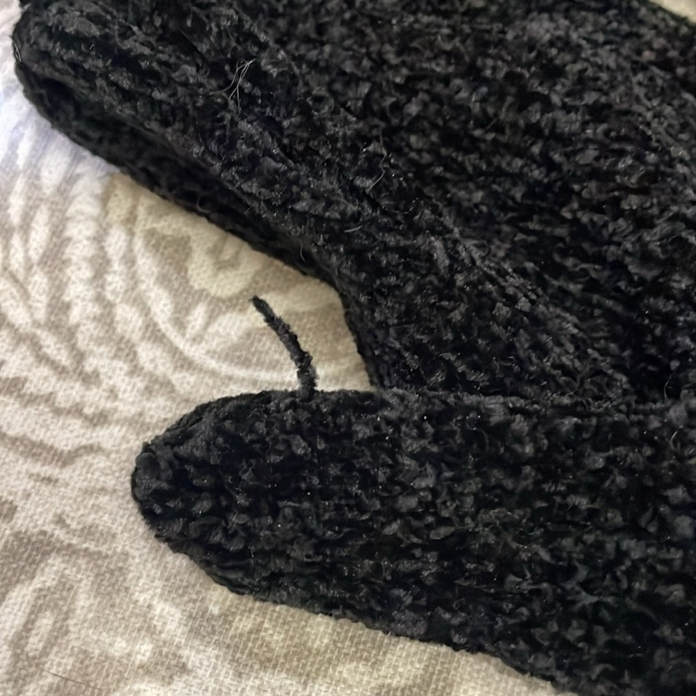 ROXY ladies winter Hat & Gloves PINK SNOWFLAKE black gray color. - Picture 5 of 6